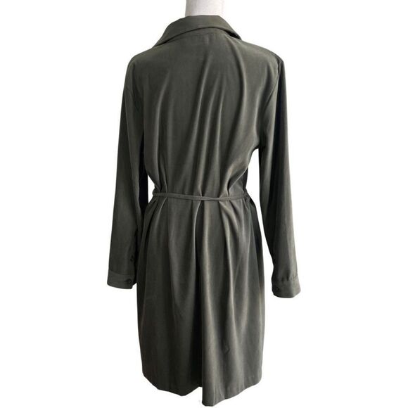 BAGATELLE Pullover w/ half button closure w/tie belt, Faux Suede, Size L - Picture 7 of 8